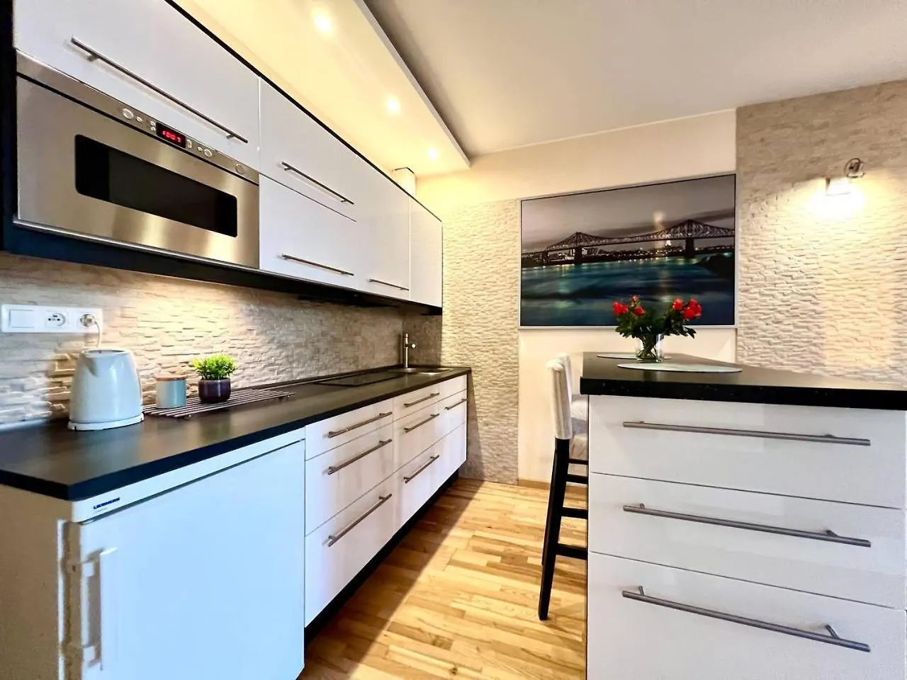 K22 Postepu 10 Chopin Airport Apartment Warsaw Poland